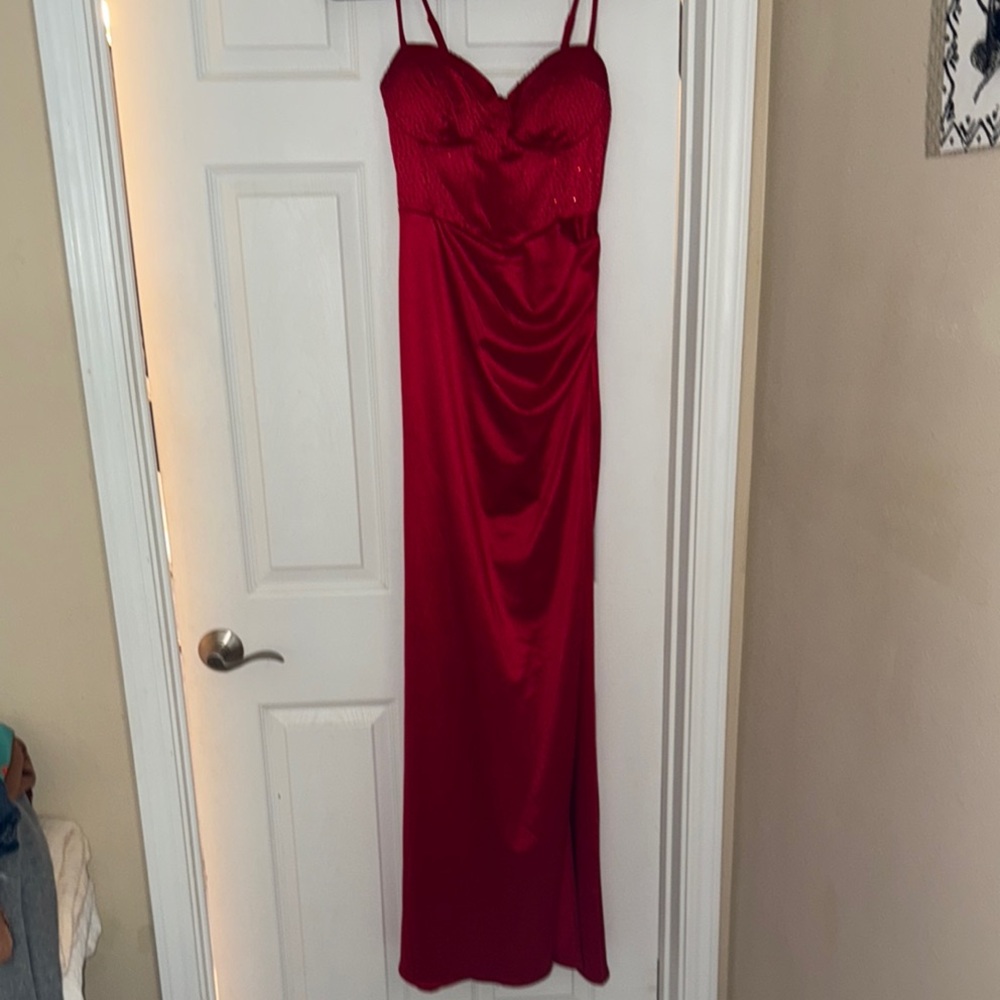 Elegant Red Evening Gown